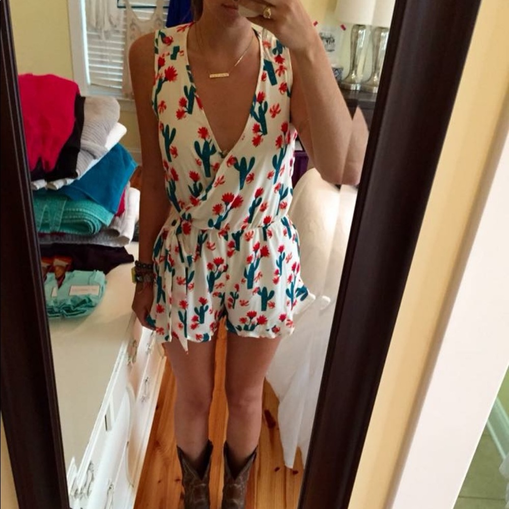 Cactus pattern flowy romper